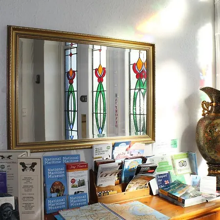 Alojamento de Acomodação e Pequeno-almoço Ferry House Dun Laoghaire