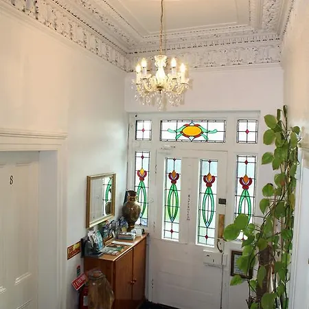 Alojamento de Acomodação e Pequeno-almoço Ferry House